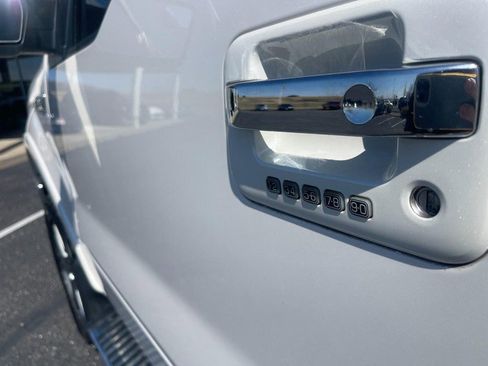 Used 2013 Ford F150 Lariat w/ Lariat Chrome Pkg image 17