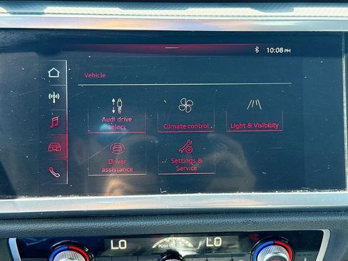 Used 2021 Audi Q3 2.0T Premium image 14