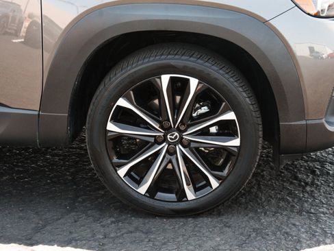 Used 2025 MAZDA CX-50 AWD 2.5 S w/ Premium Plus Pkg image 4