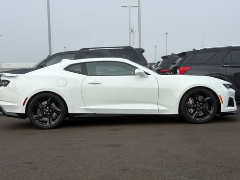 Used 2023 Chevrolet Camaro ZL1 image 3