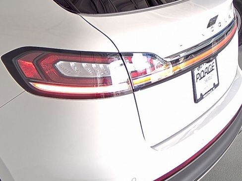 Used 2021 Lincoln Nautilus Reserve w/ Cargo Utility Package image 10