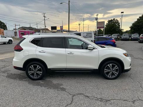 Used 2018 Nissan Rogue SL AWD/4WD image 4