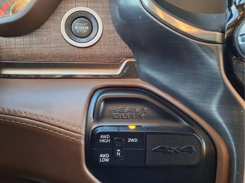 Used 2022 RAM 3500 Limited image 10