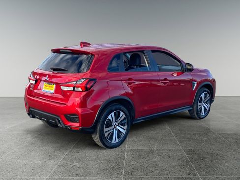 Used 2024 Mitsubishi Outlander Sport AWD image 5