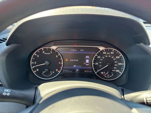 Used 2025 Nissan Altima 2.5 SV image 38