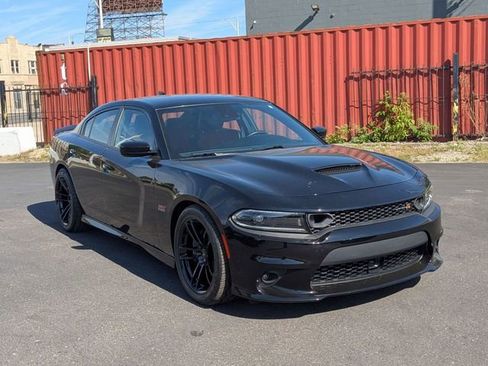 Used 2023 Dodge Charger Scat Pack w/ Plus Group RWD image 8
