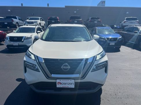 Used 2023 Nissan Rogue SV AWD/4WD image 2