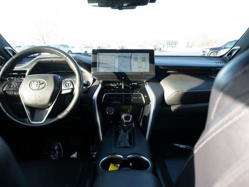 Used 2021 Toyota Venza Limited w/ Advanced Technology Package image 20