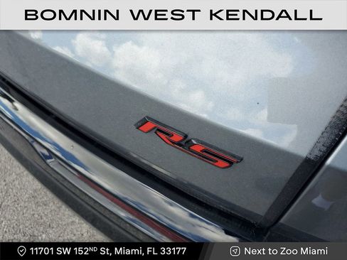 Used 2024 Chevrolet Traverse RS image 10