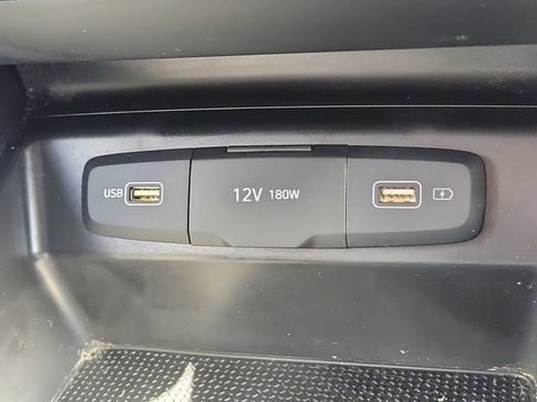 Used 2023 Hyundai Tucson SE image 31