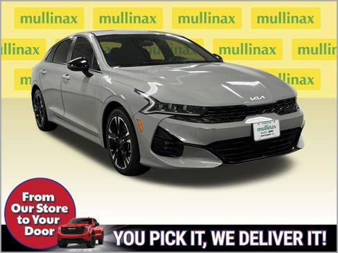 Used 2024 Kia K5 GT-Line w/ GT-Line Premium Package image 2