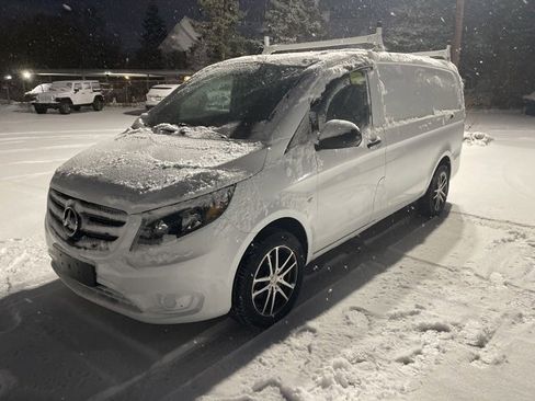 Used 2018 Mercedes-Benz Metris image 1