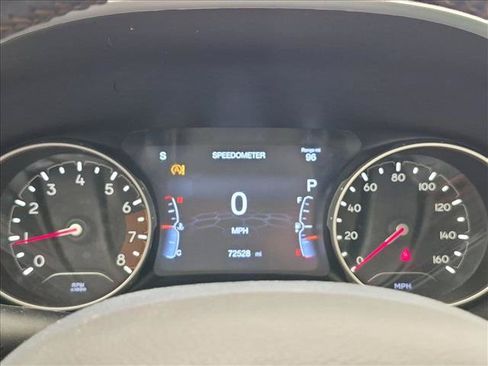 Used 2019 Jeep Compass Latitude w/ Popular Equipment Group FWD image 9