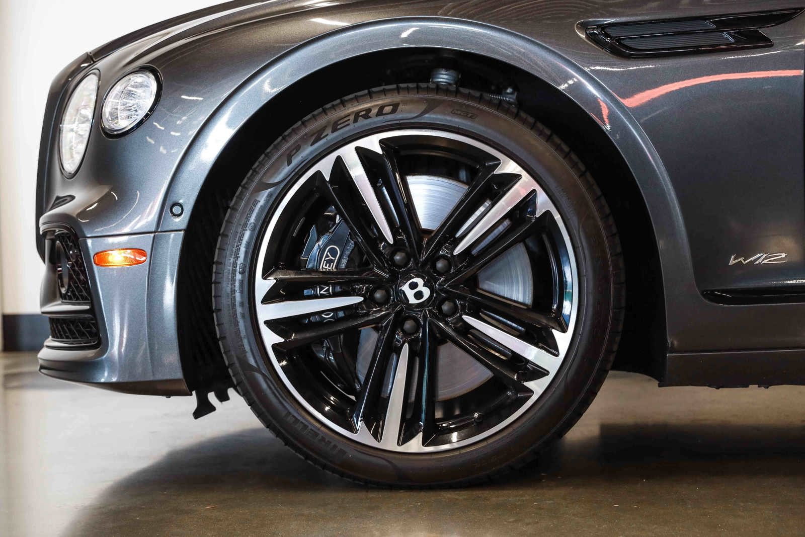 Used 2021 Bentley Flying Spur W12 AWD/4WD image 12