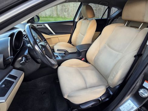 Used 2010 MAZDA MAZDA3 s Sport image 12