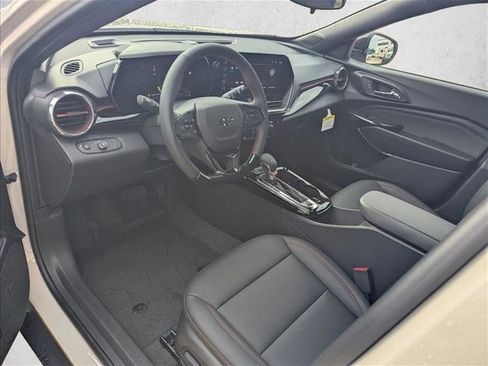 New 2026 Chevrolet Trax RS w/ Sunroof Package FWD image 3