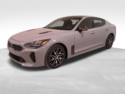 Certified 2023 Kia Stinger GT-Line w/ Sun & Sound Package image 11