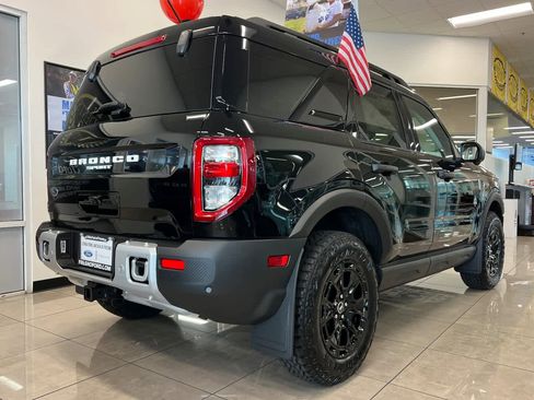 New 2025 Ford Bronco Sport Outer Banks w/ Sasquatch Outer Banks Package image 2