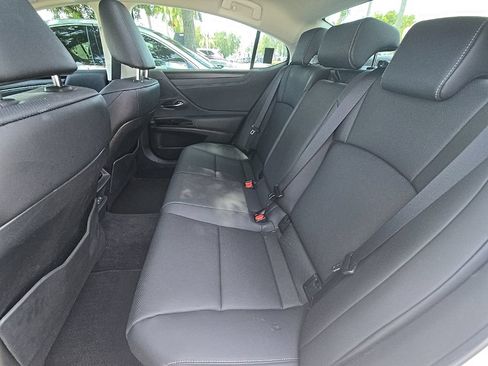 Certified 2025 Lexus ES 350 w/ Premium Package FWD image 20