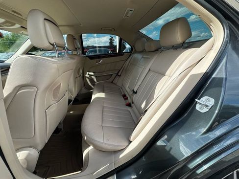Used 2014 Mercedes-Benz E 550 4MATIC Sedan image 11