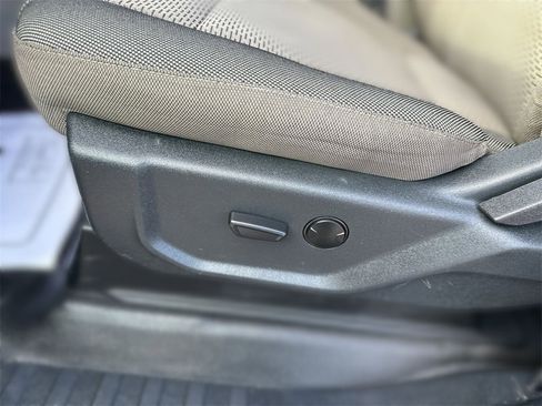 Used 2022 Ford F250 XLT w/ XLT Premium Package image 14