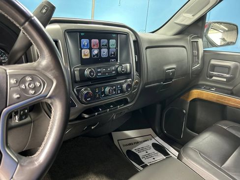 Used 2018 Chevrolet Silverado 1500 LTZ AWD/4WD image 27