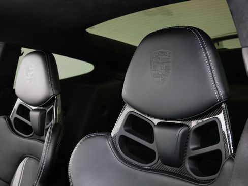 Used 2018 Porsche 911 GT3 RWD image 18