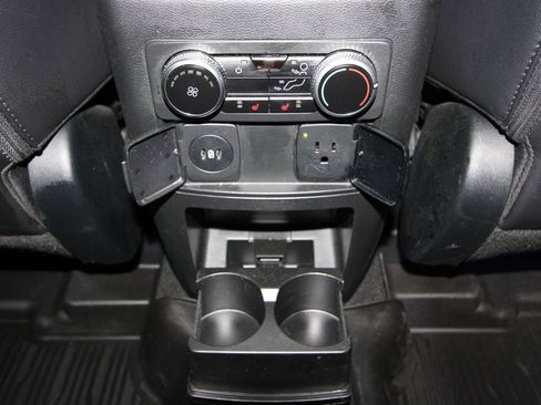 Used 2023 Ford Explorer Limited w/ Limited Technology Package image 32