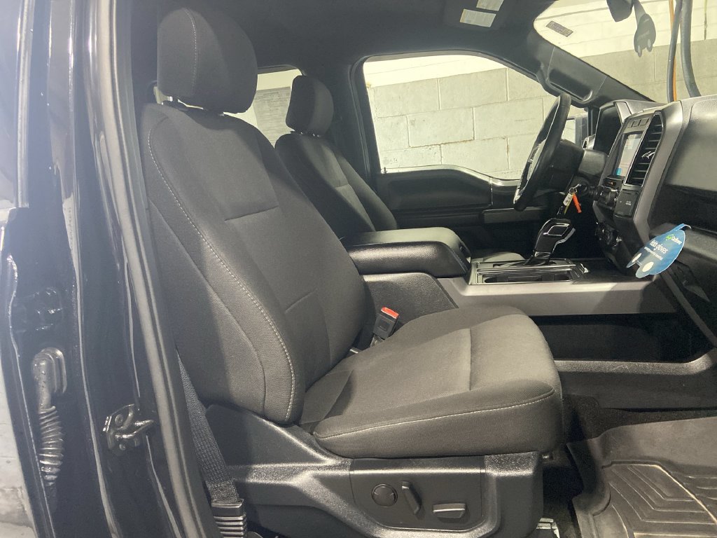 Used 2019 Ford F150 XLT w/ Equipment Group 302A Luxury AWD/4WD image 27