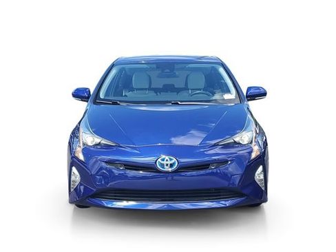 Used 2018 Toyota Prius Three Touring FWD image 2