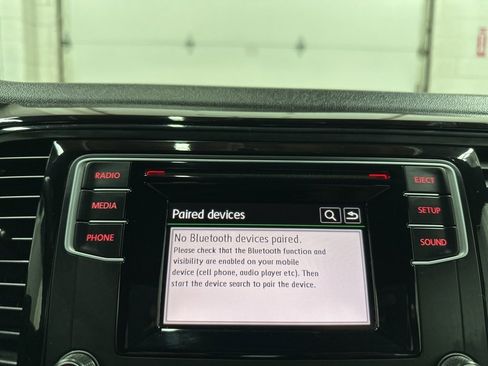 Used 2019 Volkswagen Beetle 2.0T S image 28