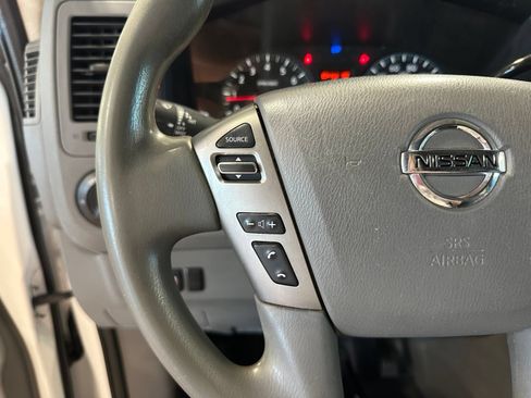 Used 2019 Nissan NV 2500 SV RWD image 16