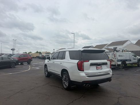 Used 2024 GMC Yukon Denali Ultimate AWD/4WD image 5