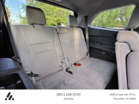 Used 2017 Honda Pilot EX image 19