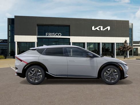 New 2026 Kia EV6 Light AWD/4WD image 7