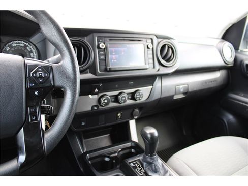Used 2019 Toyota Tacoma 2WD Access Cab image 23