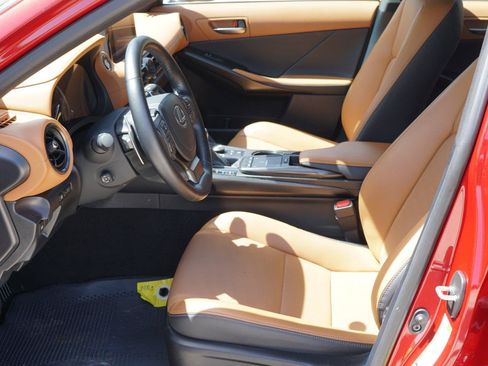 Used 2025 Lexus IS 300 w/ Premium Package RWD image 10