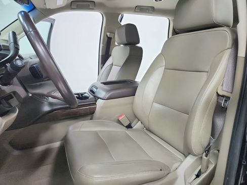 Used 2019 Chevrolet Tahoe LT RWD image 18
