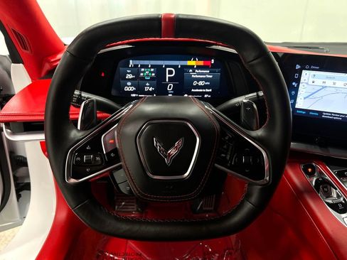 Used 2024 Chevrolet Corvette Stingray Premium Conv w/ Battery Protection Package image 18