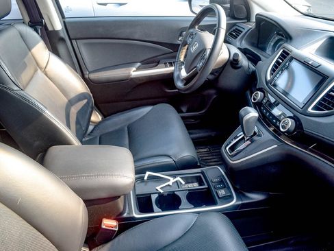 Used 2015 Honda CR-V Touring image 8