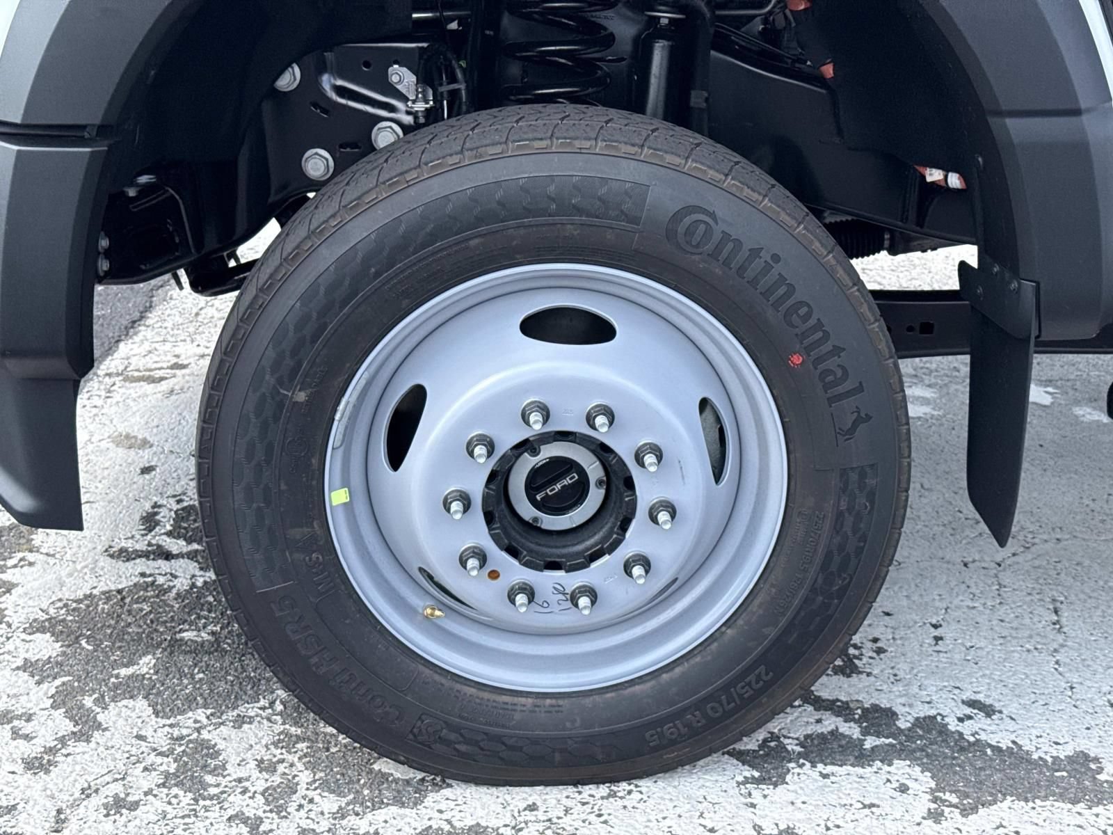 New 2026 Ford F550 4x4 SuperCab Super Duty image 9