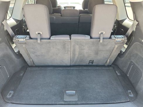 Used 2019 Nissan Pathfinder SV AWD/4WD image 14