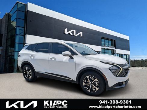 Used 2023 Kia Sportage EX FWD image 1