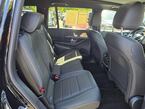 Used 2026 Mercedes-Benz GLS 450 4MATIC image 15
