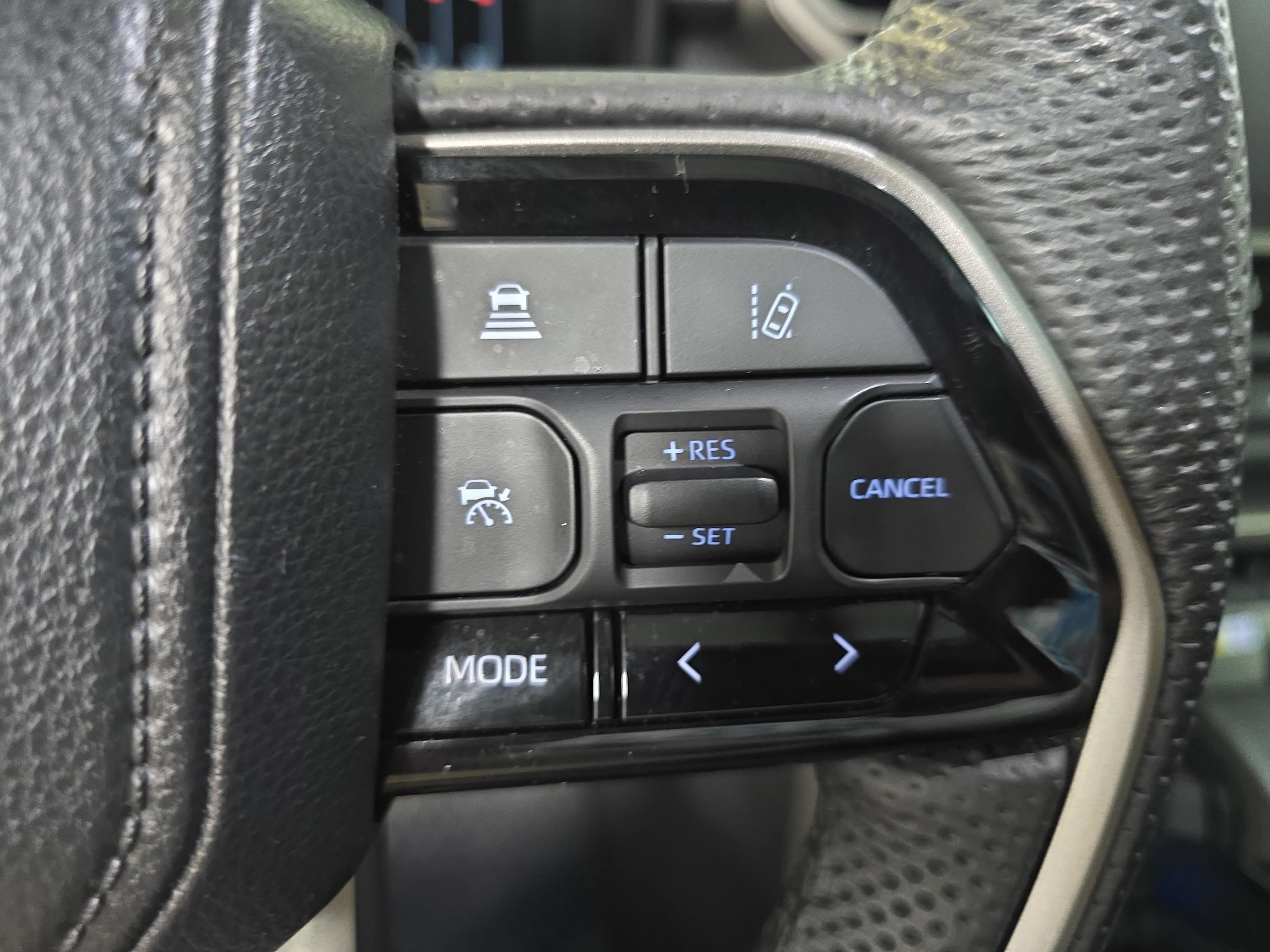 Used 2024 Toyota Tundra Limited w/ TRD Off-Road Package AWD/4WD image 15