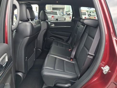 Used 2021 Jeep Grand Cherokee Limited AWD/4WD image 10