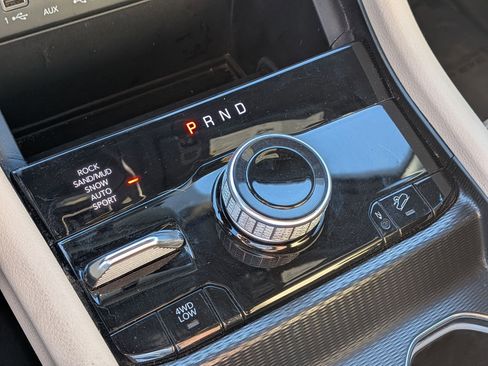 Used 2024 Jeep Grand Cherokee Limited 4xe image 25