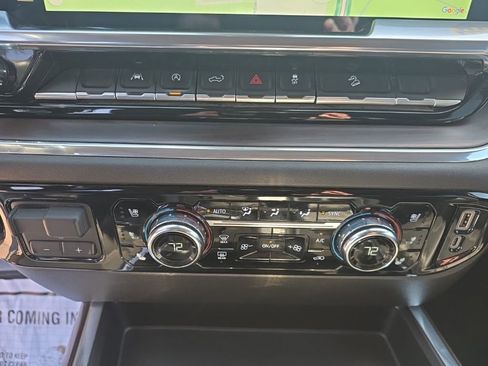 Used 2023 GMC Sierra 1500 SLT w/ SLT Premium Package AWD/4WD image 20