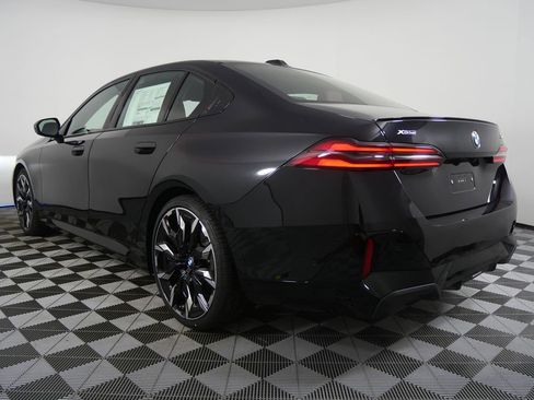 New 2026 BMW 540i xDrive 540i xDrive w/ Executive Package image 5