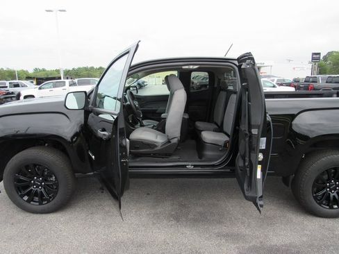 Used 2022 GMC Canyon Elevation Standard w/ Convenience Package image 18